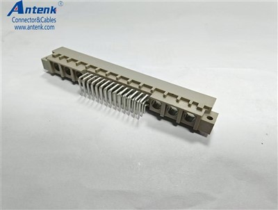 DIN41612 উল্লম্ব প্লাগ সংযোগকারী 42 অবস্থান